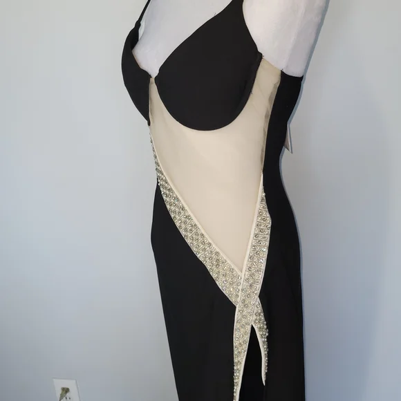 NWT Anthropologie/ Blithe LA Maxi Black Wedding Formal Embellish Dress Sz Medium - Picture 6 of 15